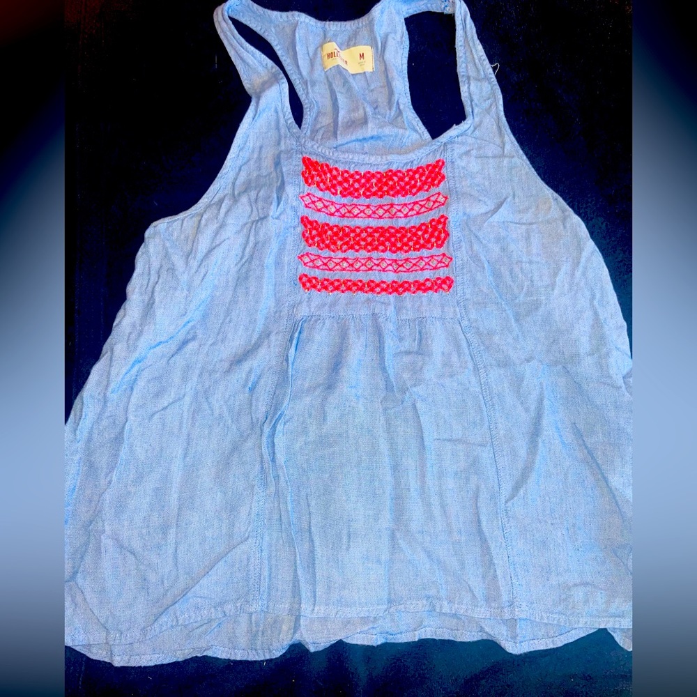 Hollister top